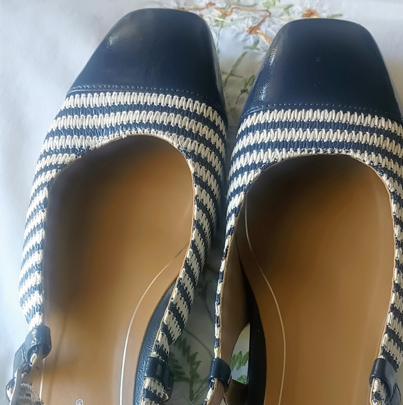 Vionic Petaluma Navy Sling Back Shoes Size 8 - Picture 7 of 8